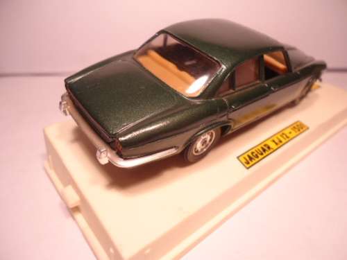 Solido - # 1501 - Jaguar XJ12