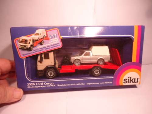 Siku - Ford Breakdown Truck with Car - # 2520