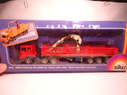 Siku - Mercedes Breakdown with Trailer and Car - # 2220