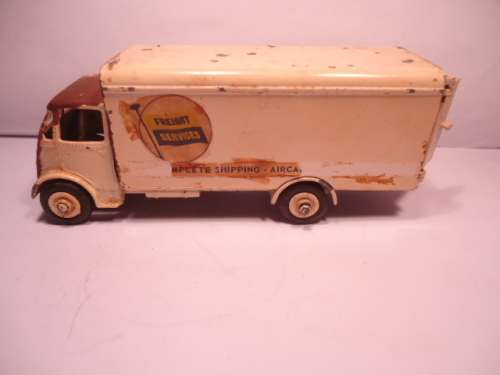 Dinky - # 514 - Guy Van