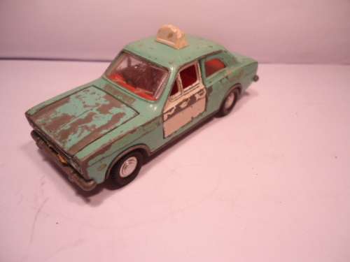 Dinky - # 270 - Ford Escort Panda Police Car