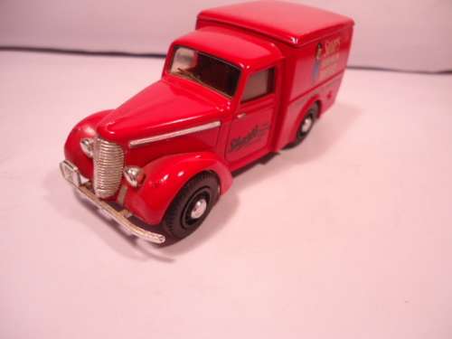 Matchbox Dinky - DY-9 - 1948 - Commer Van - Shar9s Toffee