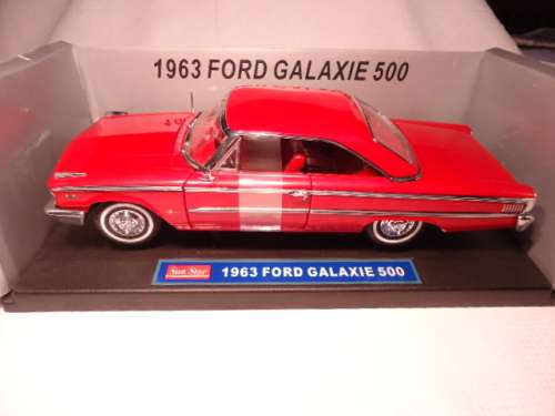 Sunstar - 1963 Ford Galaxi 500 Hard Top - #1460 - Never displayed before