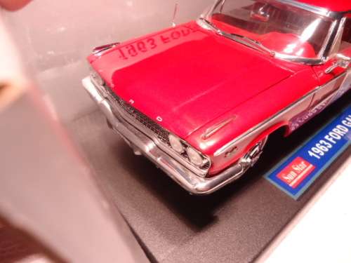 Sunstar - 1963 Ford Galaxi 500 Hard Top - #1460 - Never displayed before