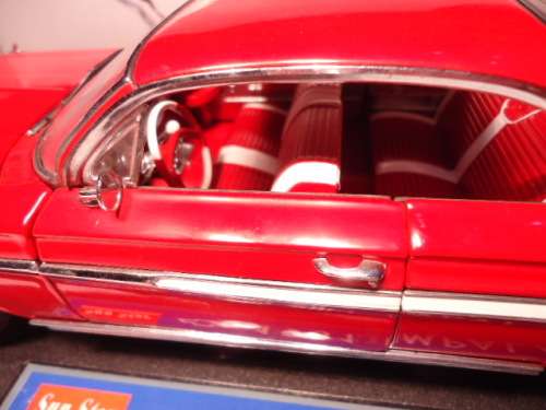 Sunstar - 1961 Chectolet Impala SS 409 - #2100