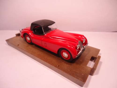 Brumm - r 102 - Jaguar 3.5 Liter  - 1948 - Soft Top