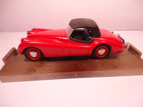 Brumm - r 102 - Jaguar 3.5 Liter  - 1948 - Soft Top