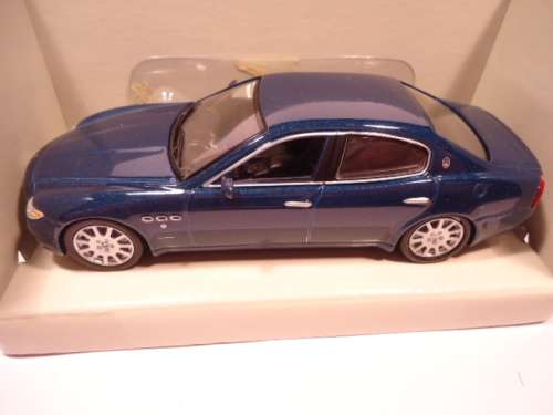 Schuco - Maserati Ecolution Display set - # 331 6336 - Junior Line