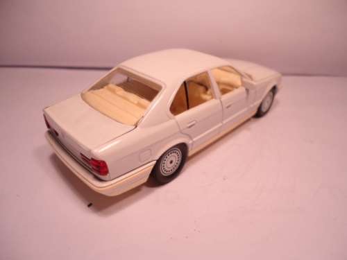 Schabak - # 1150 - BMW 535i