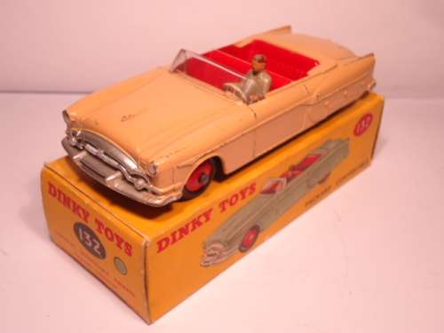 Dinky Toys - # 132 - Packard Convertible