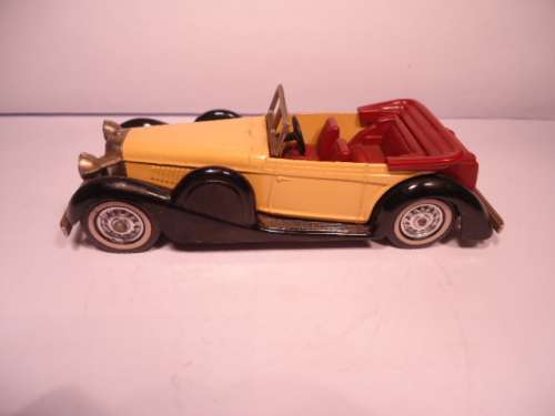 Matchbox Models of Yesteryear - # Y 11 - 1938 Lagonda Drop Head coupe