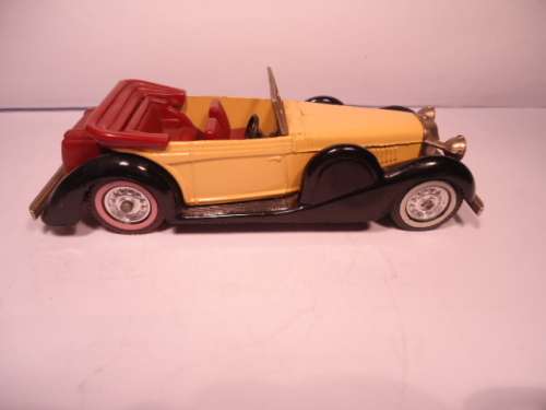 Matchbox Models of Yesteryear - # Y 11 - 1938 Lagonda Drop Head coupe