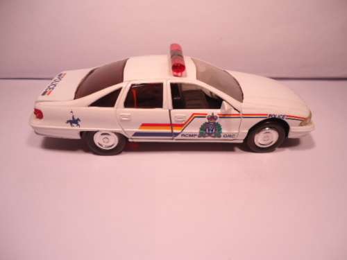 Road Champs - Chevrolet Caprice - RCMP - GRC - Police