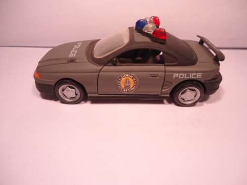 Pullnack China - Ford Mustang - Detroit Police