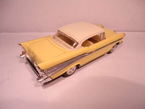 Road Legend - Chevrolet Hard Top - 1957