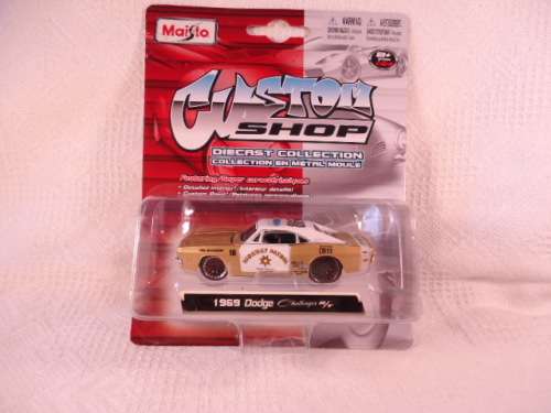 Maisto - 1969 Dodge Challenger R/T - Highway Patrol