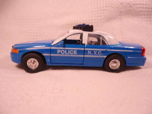 Shing Fat Huiyang - Ford - N.Y.C. Police