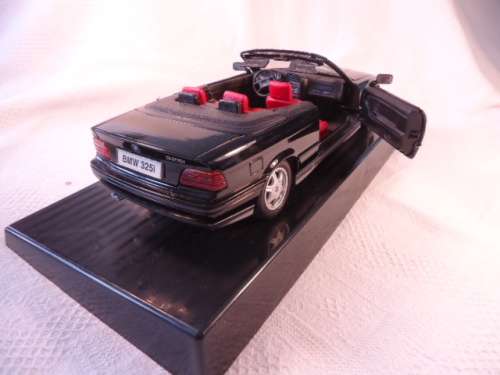 Maisto - BMW 325 I Convertible 1953 - 3812