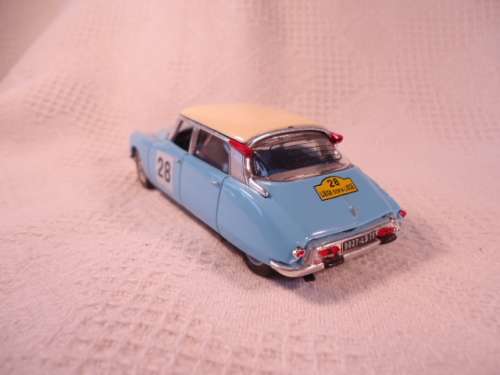 Universal Hobbies - Citroen ID 19 Rally 1962