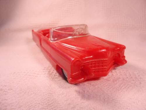 Cadillac - +- 1:28 scale