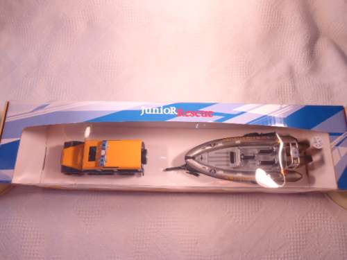 Cararama - Junior Rescue - Land Rover Defender with speedboat - H.M Coastguard