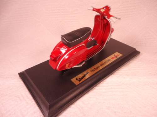 Maisto - Vespa 150 Sprint Veloce 1969