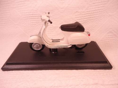 Maisto - Vespa 50 Special 1969 - # 39540