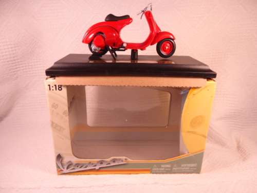 Maisto - Vespa 98 Corsa 1947