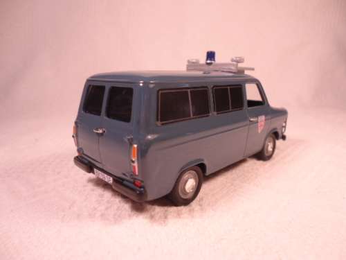 Vanguards - MKI Ford Transit Minibus CRS France - # VA06608