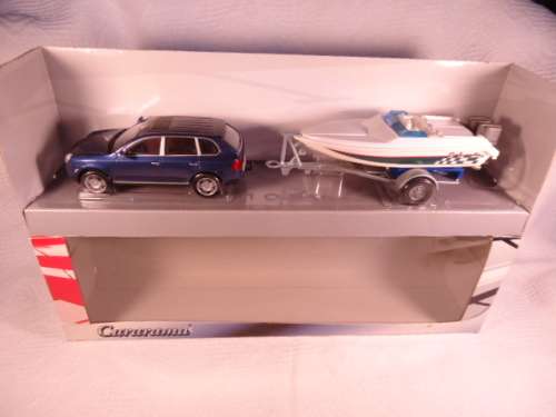 Cararama - Porsche Cayenne Turbo with Speedboat set - # 110