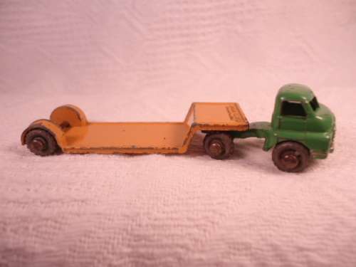 Matchbox RW - Bedford Low Loader - GMW - # 27a