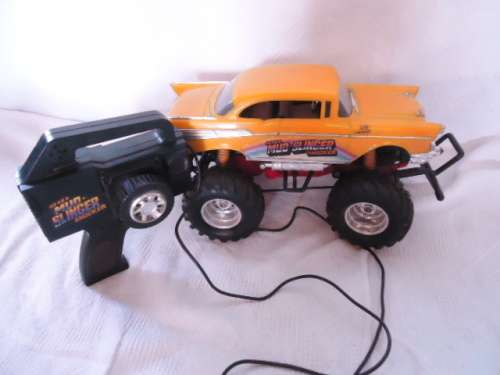 New Bright - 1988 Vintage Chevy 4x4 Mud Slinger Shocker - Battery Operated - # 245