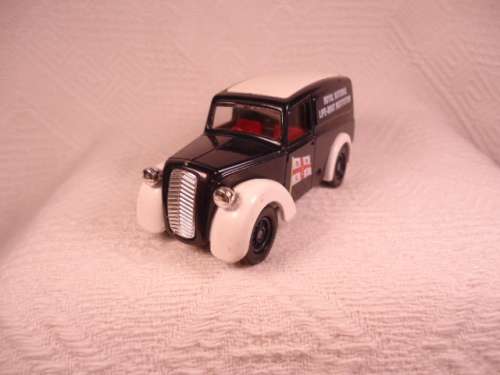 Lledo - Days Gone - Morris Z Van - Royal National Life-Boat Institution