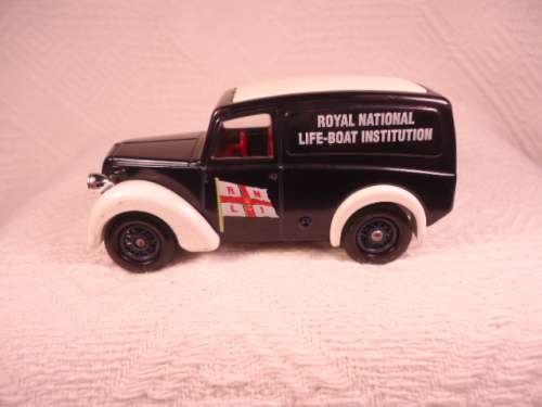 Lledo - Days Gone - Morris Z Van - Royal National Life-Boat Institution