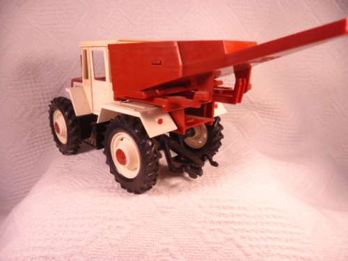 Britains - Mercedes-Benz Teac 1500 Tractor