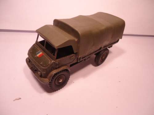 French Dinky  - Mercedes Unimog - # 821