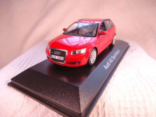 Minichamps - Audi A3 8PA V6 3.2L Quattro Sportback - #MSC430001