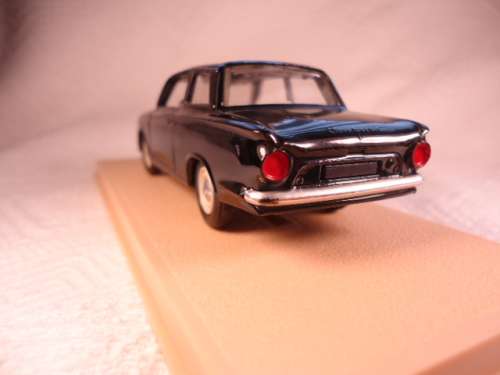 Eligor - Ford Cortina - Berline 1965 - # 1102