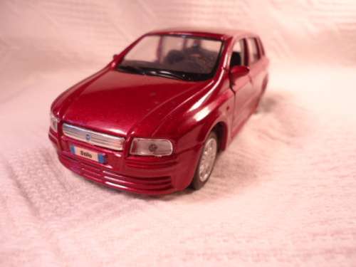 Maisto - Fiat Stilo - 1\38