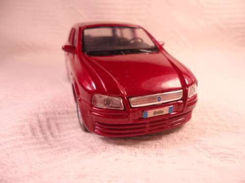 Maisto - Fiat Stilo - 1\38