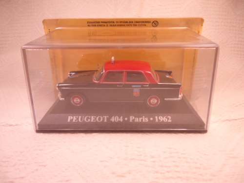 Metro - Peugeot 404 - Paris 1962 - Taxi