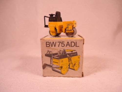 NZG - Bomag Road Roller 75 ADL - # 271 - CAT Construction