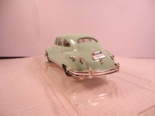 Vitesse - Chrysler Windsor Sedan 1947 - #370