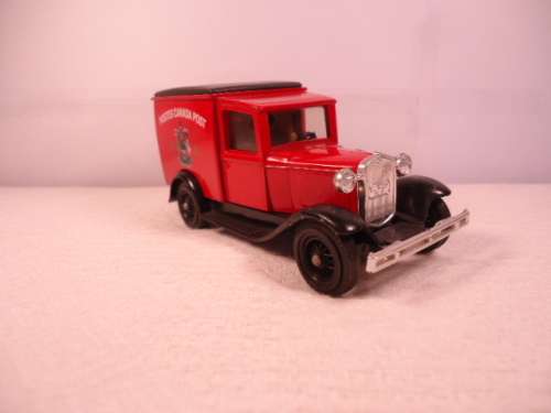 Models of Yesteryear - Ford Model A - Postes Canada Post - Y12