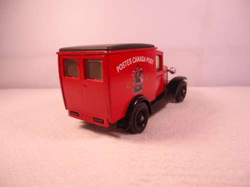 Models of Yesteryear - Ford Model A - Postes Canada Post - Y12