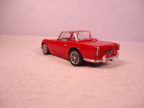 Corgi /Vanguards - Triumph TR4 - #VA11500