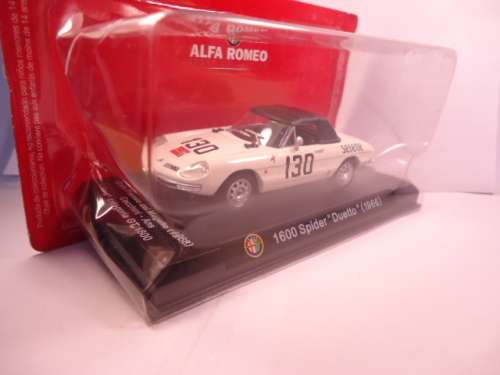 Metro - Alfa Romeo 1600 Spider `Duetto` 1966 - #130