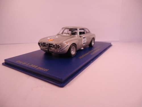 M4 - Alfa Romeo GTAm - Monza 1972 - A.De Adamich # 22 - 1 of 1.344 pcs - 7047