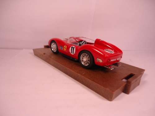 Brumm - Ferrari 250 T.R.S. HP 300 - #11 - 1960 - r93