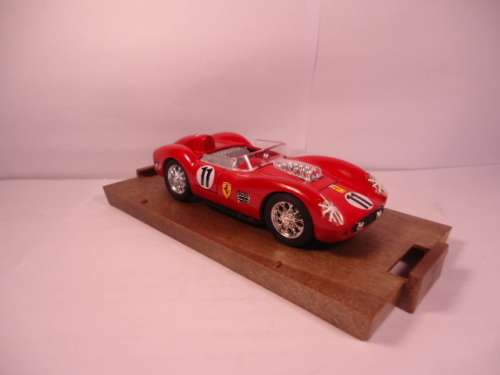 Brumm - Ferrari 250 T.R.S. HP 300 - #11 - 1960 - r93